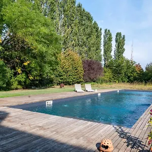 Splendido Con Piscina E Parking A Appartamento Colorno